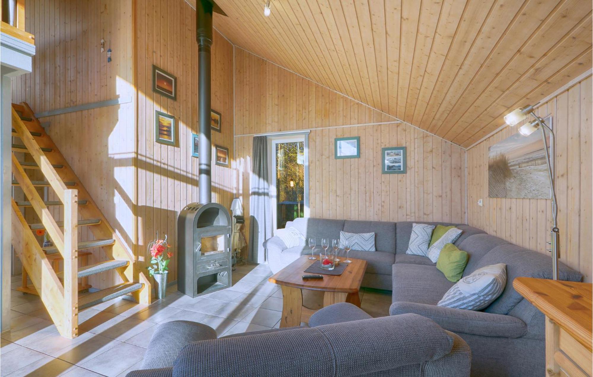 Cozy Home In Rechlin With Wifi Ngoại thất bức ảnh
